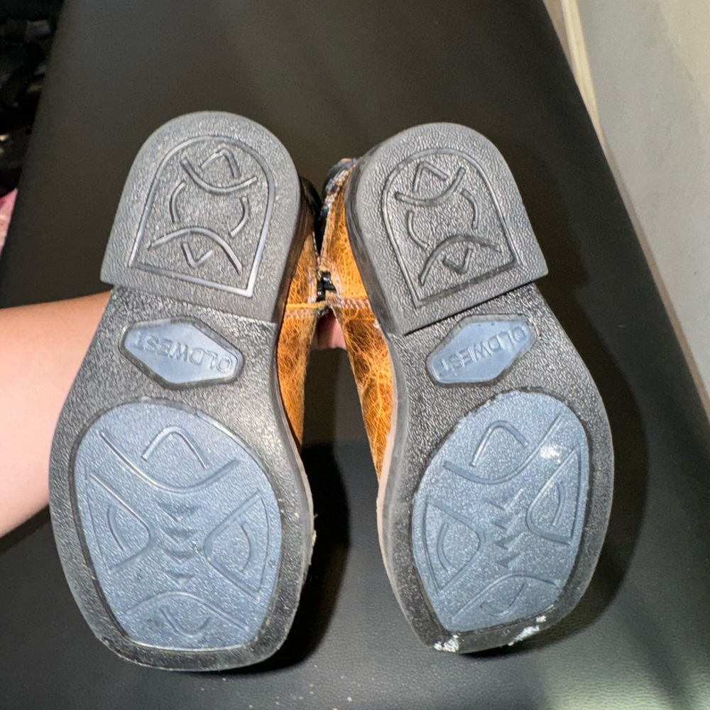 Toddler size 4.5 boots